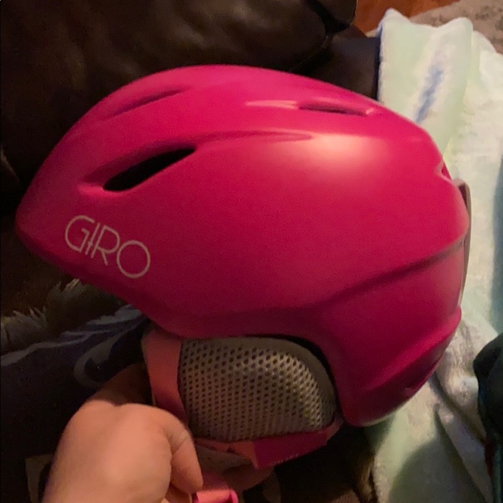 Snow helmet